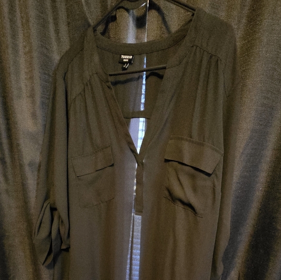 Lot of 3 Torrid Harper tops - Picture 1 of 9